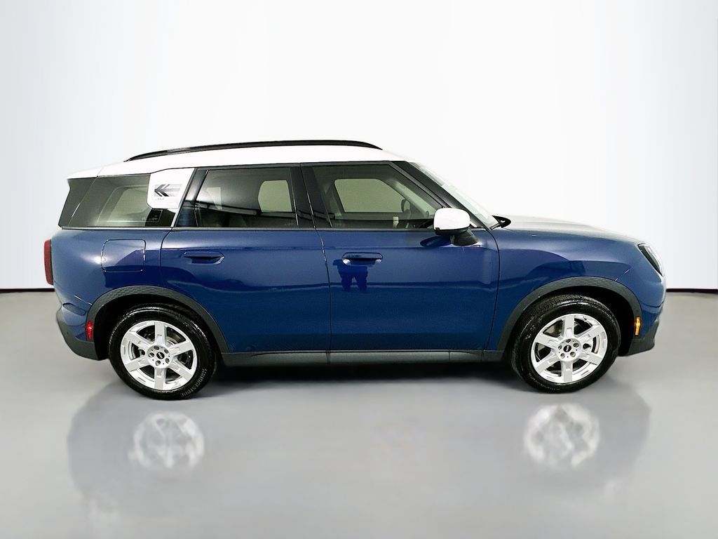 Thumbnail: 2025 MINI Cooper Countryman - 4