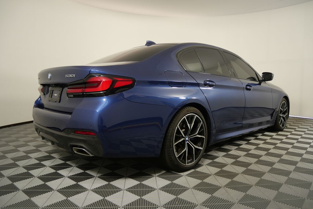 2022 BMW 5 Series 530i xDrive 3