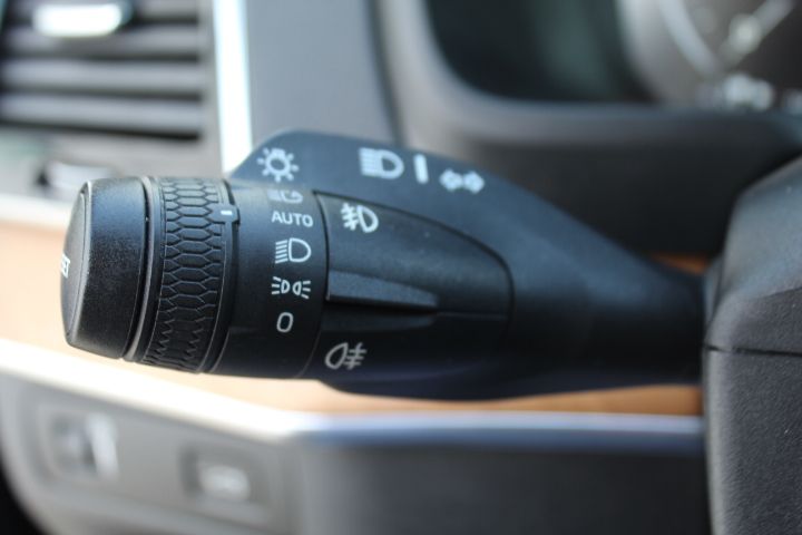 Used Car 2018 Volvo Xc90  T6 Inscription For Sale Under $20,000 In Georgetown, Texas