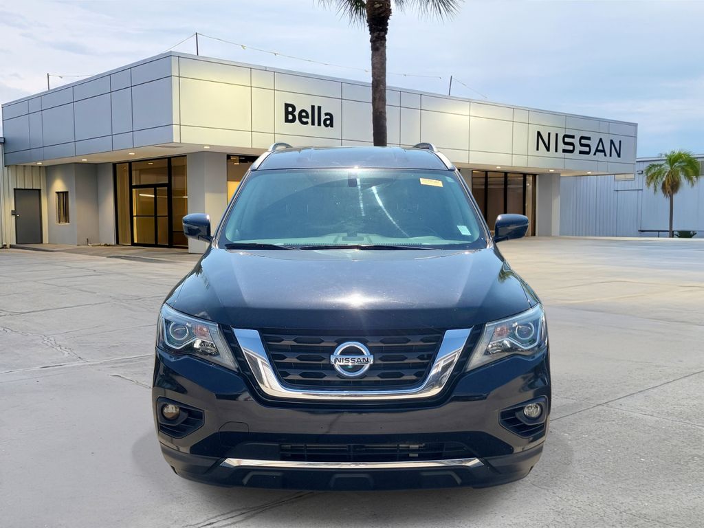 View vehicle photo 2