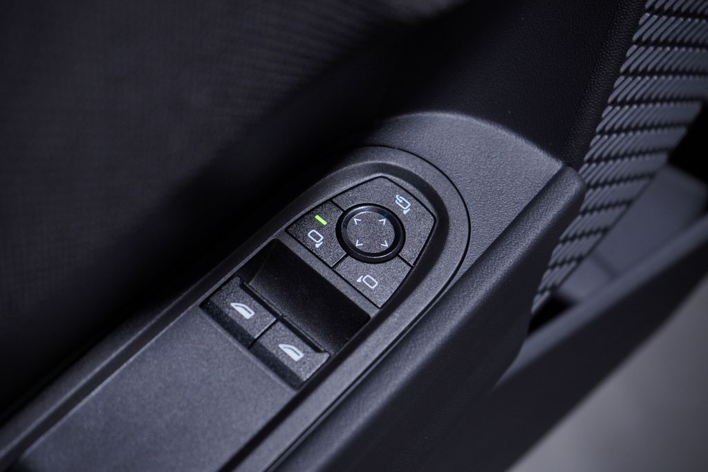 Thumbnail: 2026 MINI Cooper - 14