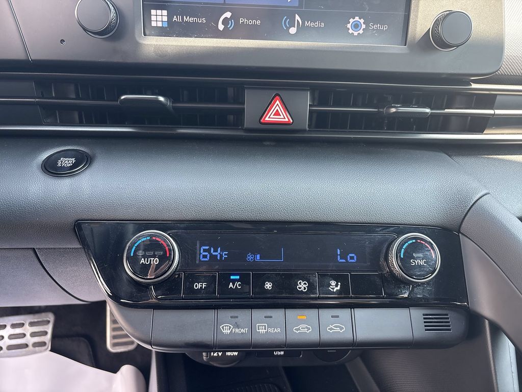 Used 2025 Amazon Gray Hyundai SEL Sport image 16