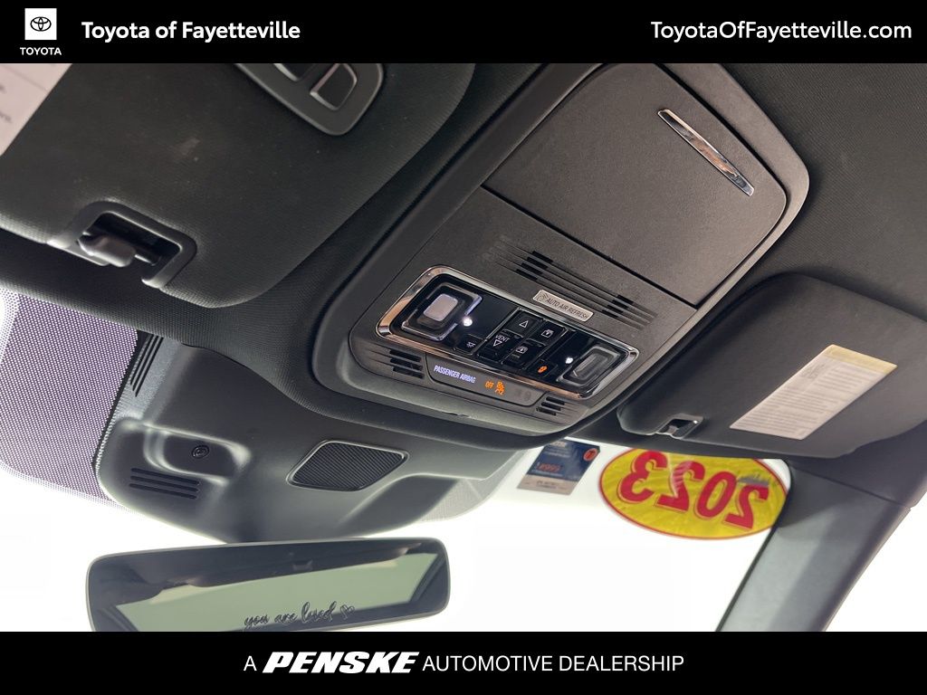 Thumbnail: 2023 Lincoln Aviator - 24