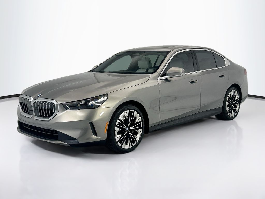 Thumbnail: 2025 BMW 5 Series - 1