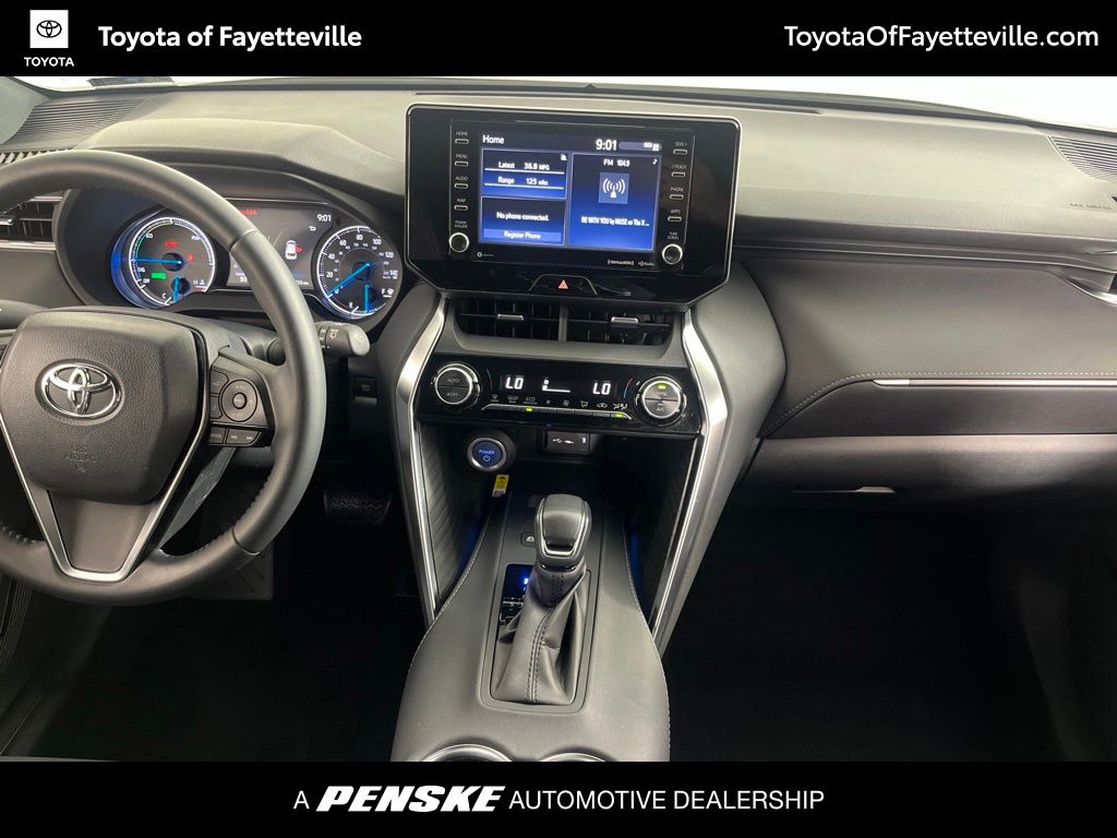 Thumbnail: 2021 Toyota Venza - 17