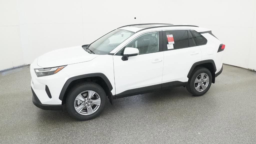 Thumbnail: 2025 Toyota RAV4 - 15