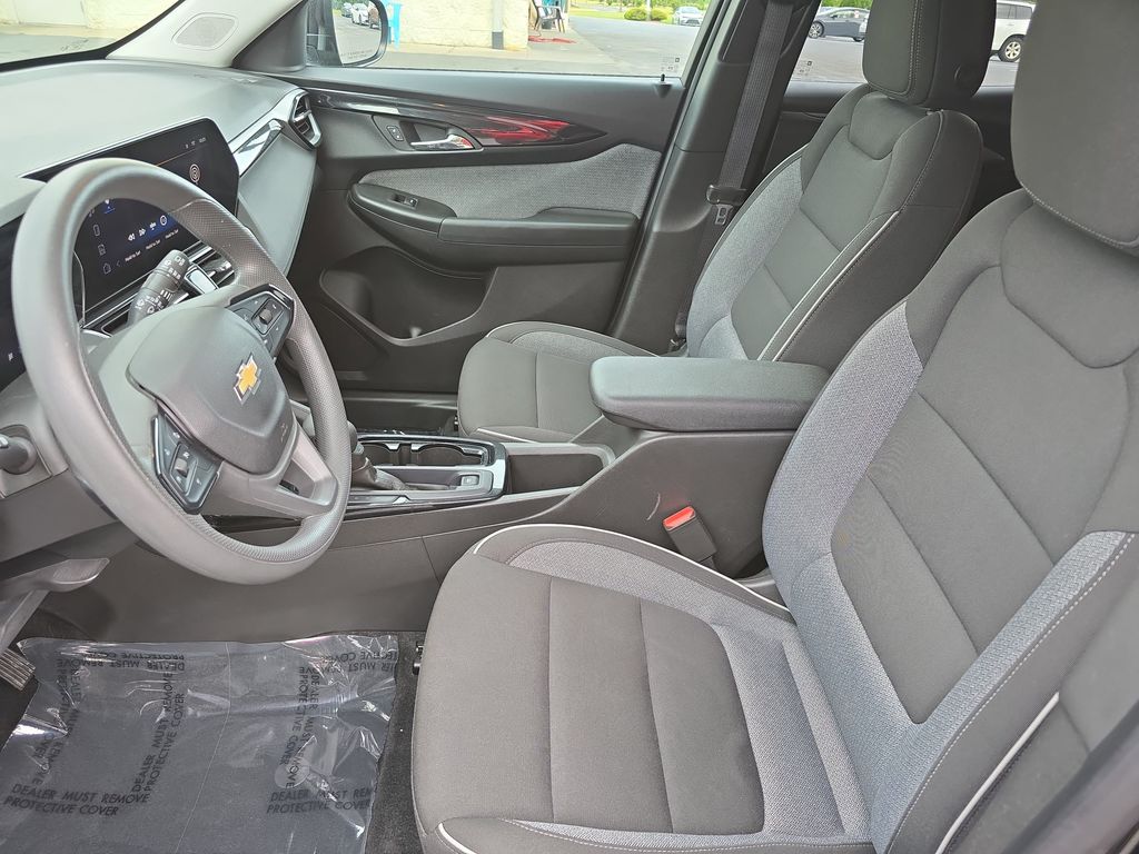 Used 2025 Chevrolet TrailBlazer SUV