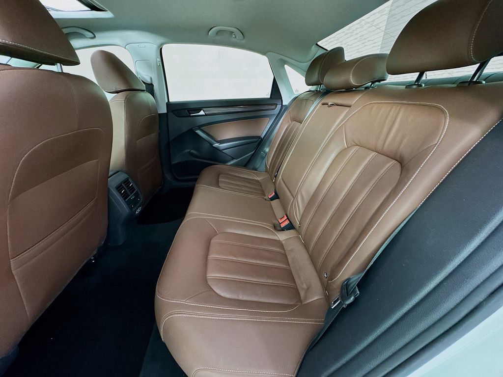 Used Car 2022 Volkswagen Passat  2.0t Limited Edition For Sale Under $20,000 In Austin, Texas