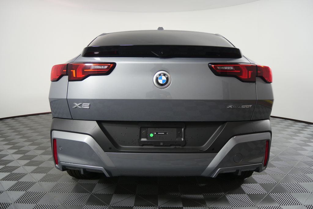 2025 BMW X2 xDrive28i 4