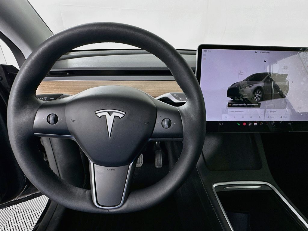 Thumbnail: 2024 Tesla Model Y - 11