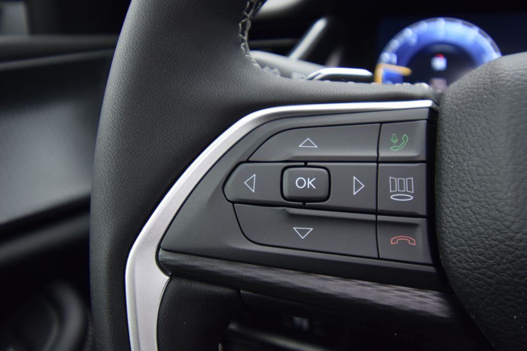 new 2026 Jeep Grand Cherokee car, priced at $43,595