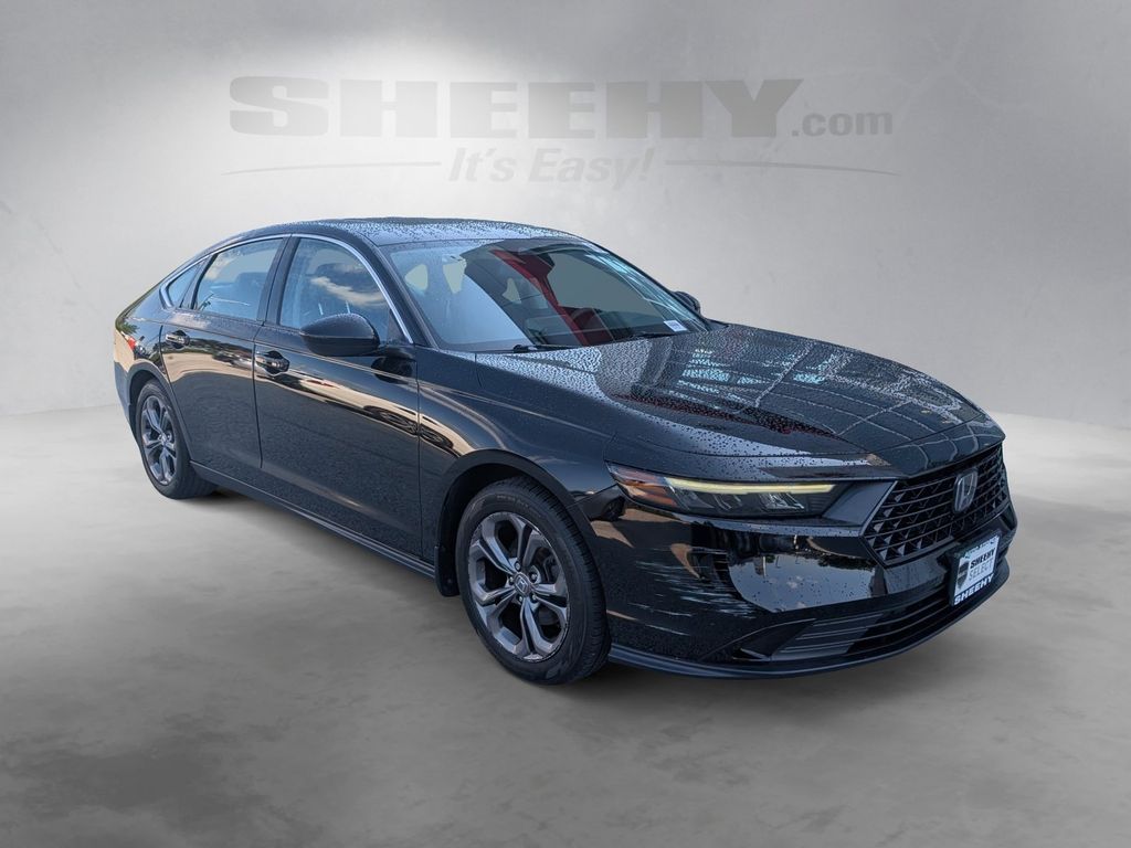 Used 2023 Black Honda EX image 2