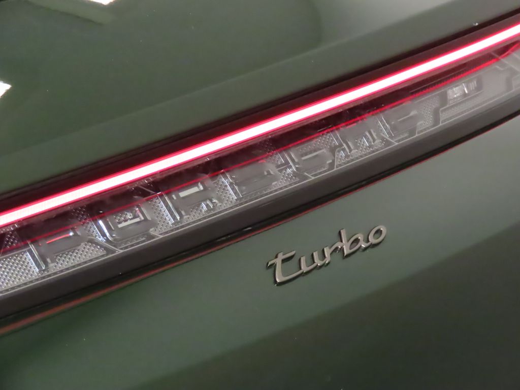 Thumbnail: 2025 Porsche Taycan - 12