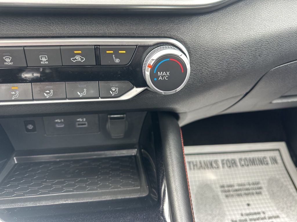 2024 Gun Metallic Nissan Altima 2.5 SR FWD Sedan
