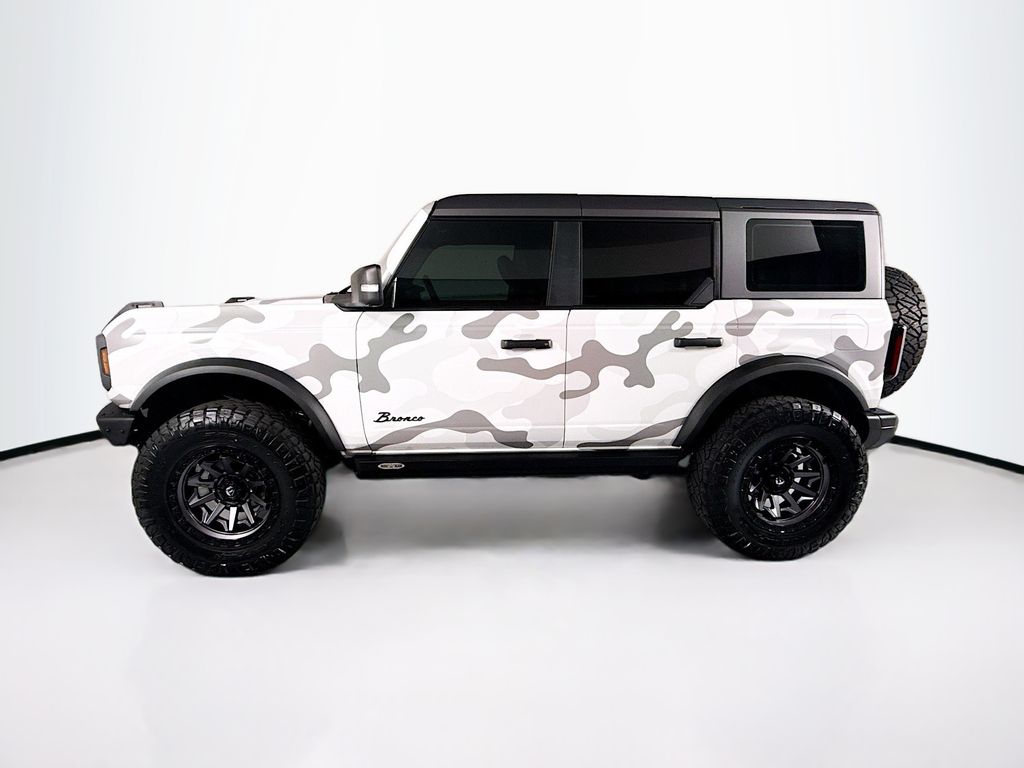 Thumbnail: 2021 Ford Bronco - 8