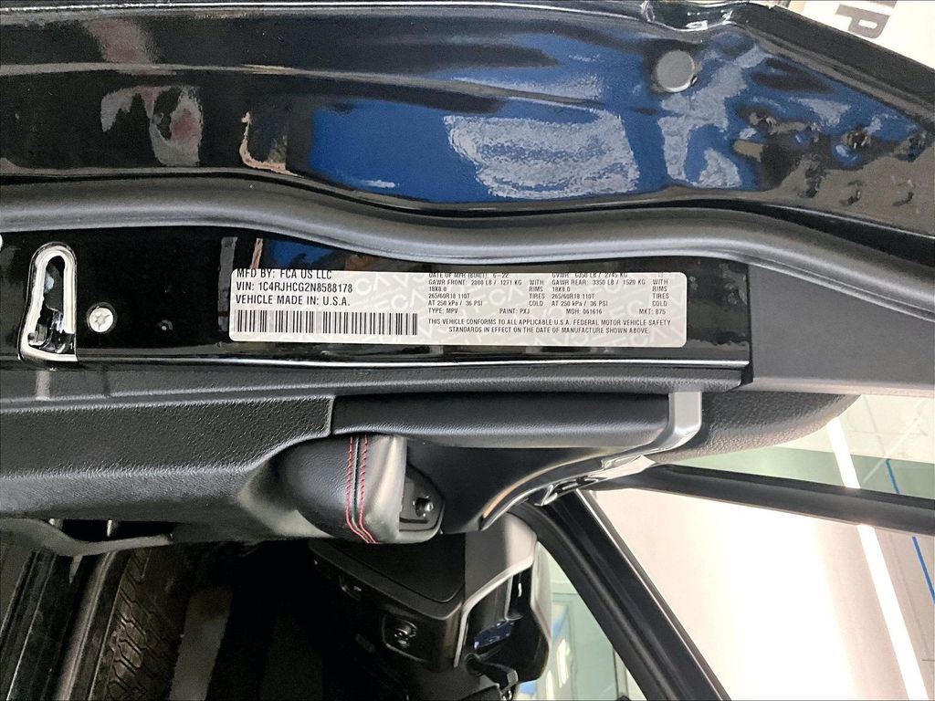 2022 Jeep Grand Cherokee — photo 34