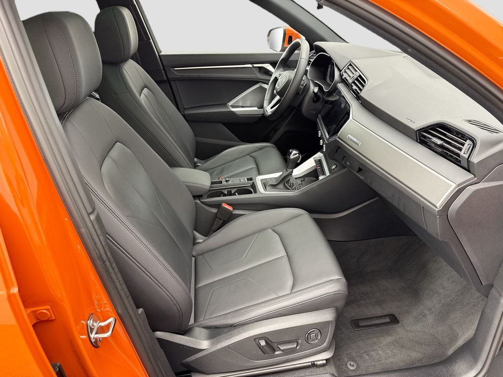 Thumbnail: 2025 Audi Q3 - 18