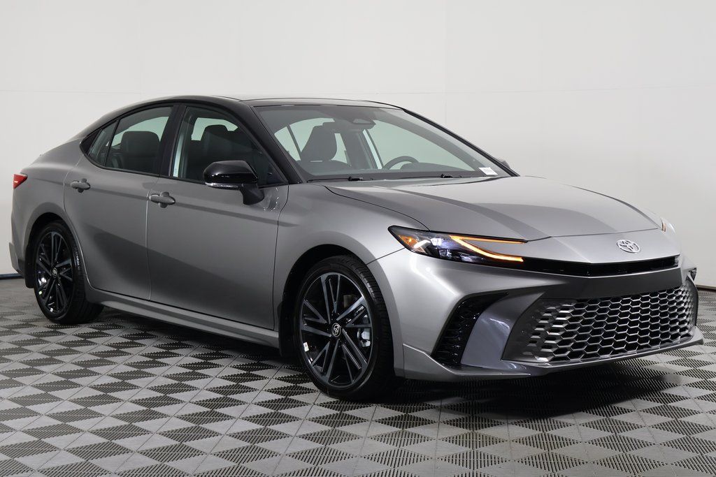 Thumbnail: 2025 Toyota Camry - 3