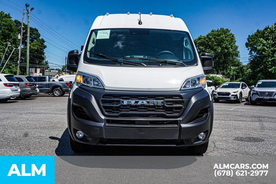 Used 2025 White Ram High Roof image 9