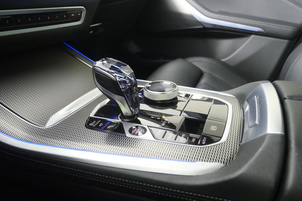 Thumbnail: 2022 BMW X5 - 19