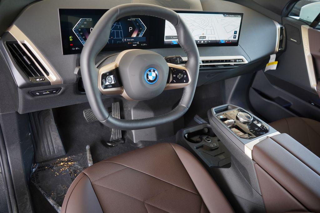 2025 BMW iX xDrive50 13