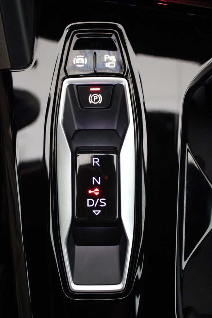 New 2026 White Audi 2.0T Premium Plus image 15