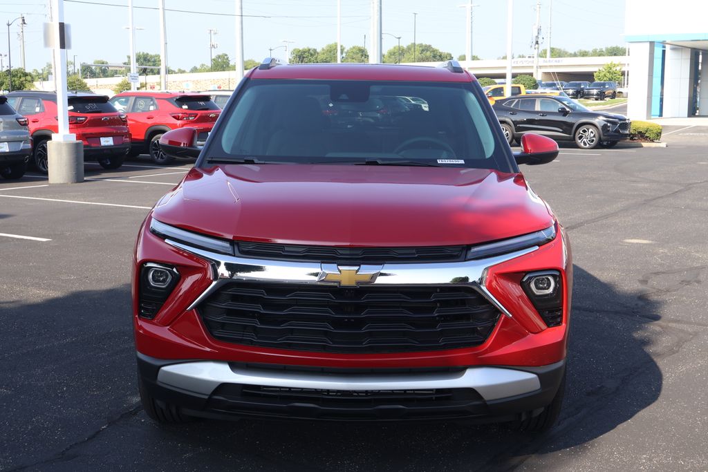 Thumbnail: 2026 Chevrolet TrailBlazer - 2