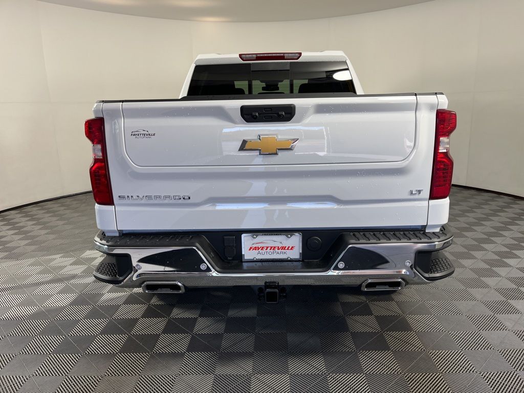 2025 Chevrolet Silverado 1500 LT 9