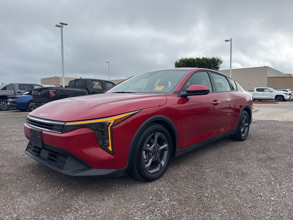 2025 Kia K4 LXS FWD