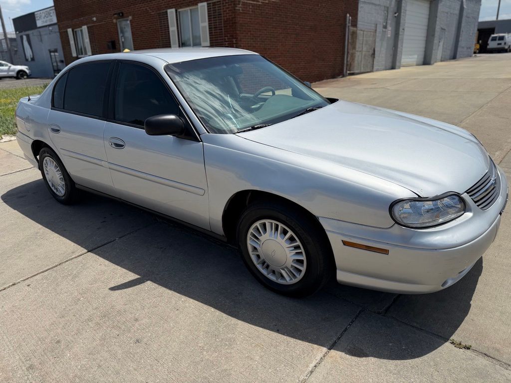 2003 Chevrolet Malibu Base - Image 4