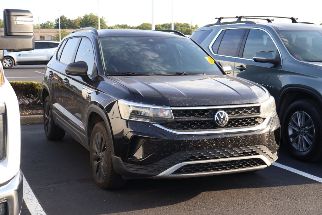 Thumbnail: 2024 Volkswagen Taos - 3