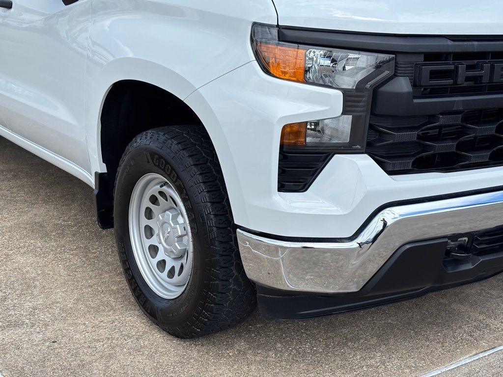 2024 Chevrolet Silverado 1500 WT - 3