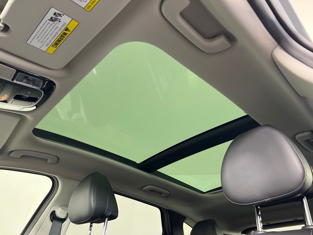 Certified Used 2023 Gray Hyundai Limited image 7