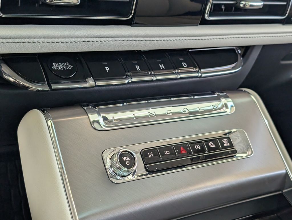 new 2026 Lincoln Aviator car, priced at $61,385