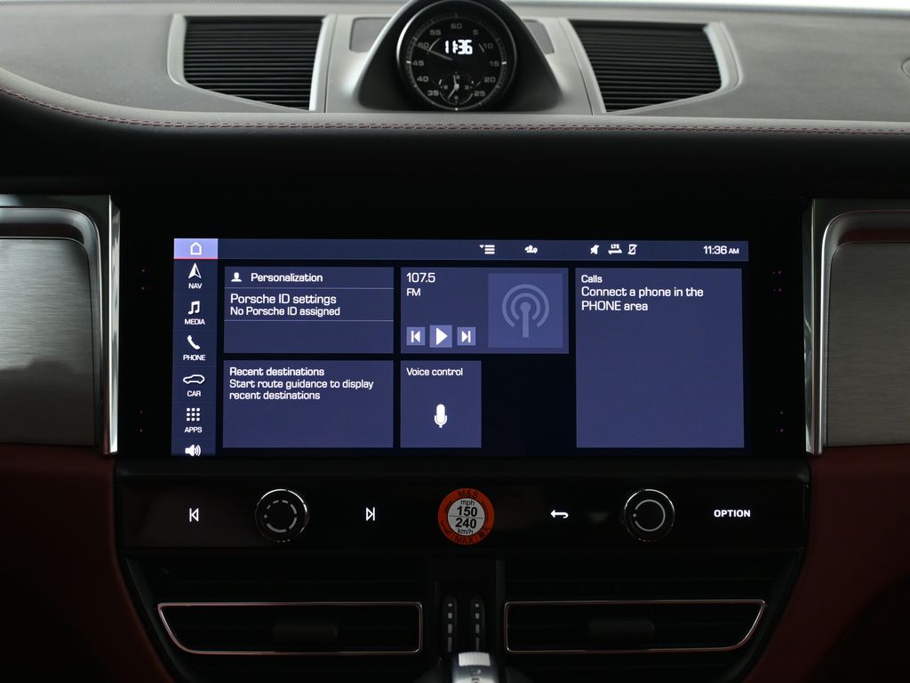 Thumbnail: 2025 Porsche Macan - 23