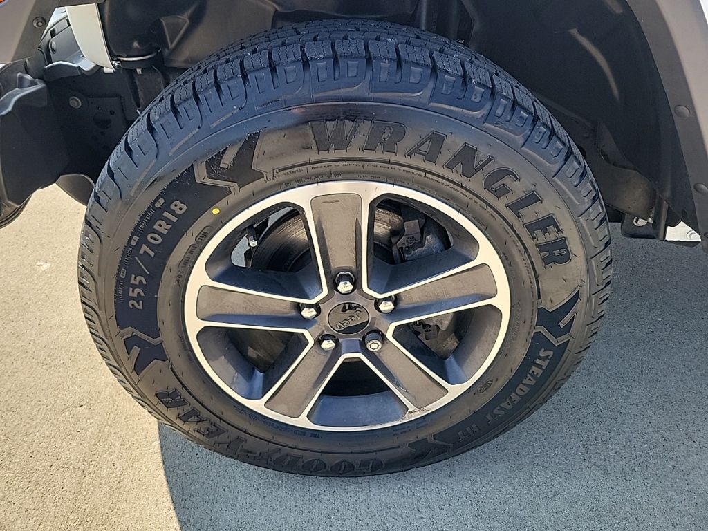 Used 2023 Jeep Wrangler SUV