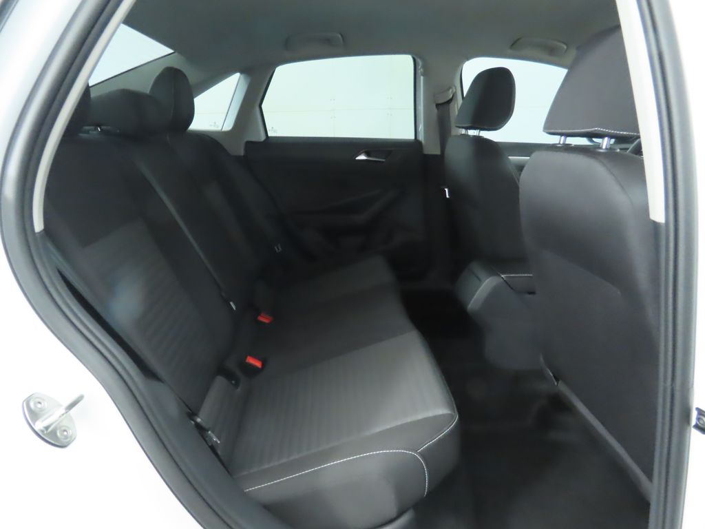 Thumbnail: 2025 Volkswagen Jetta - 22