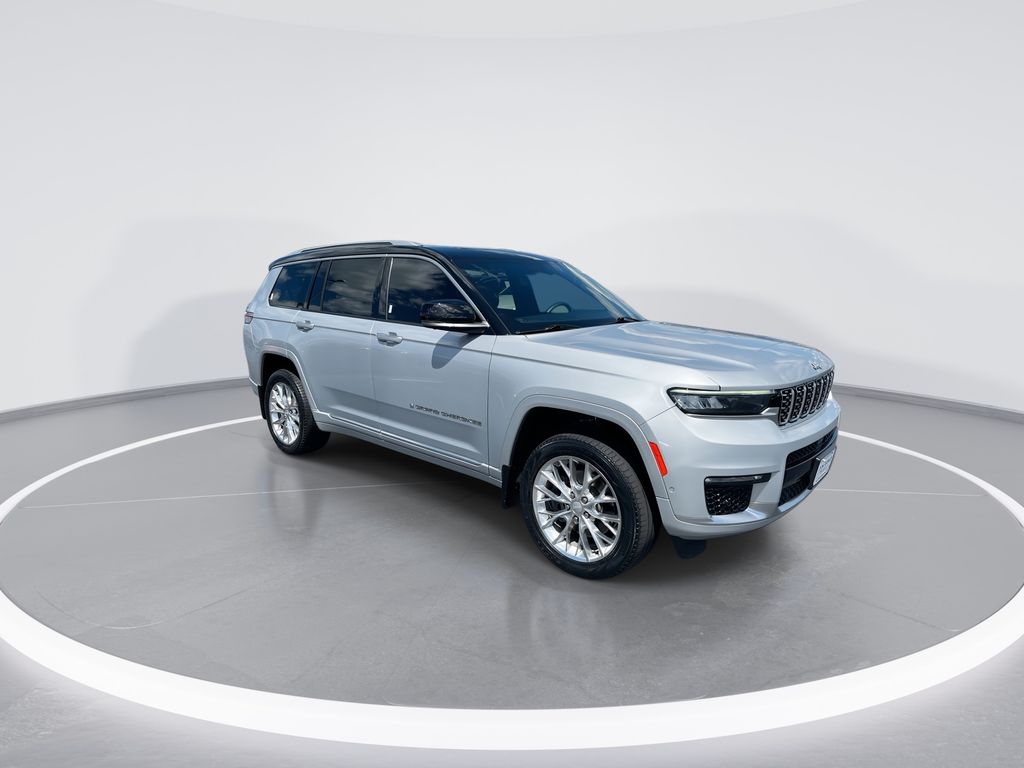 Used 2021 Silver Jeep Summit image 2