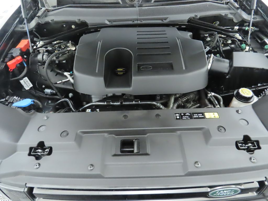 Thumbnail: 2023 Land Rover Defender - 30