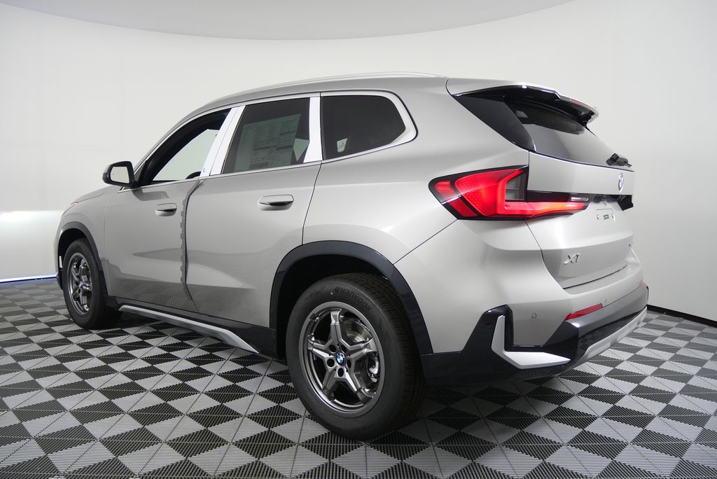 Thumbnail: 2025 BMW X1 - 5