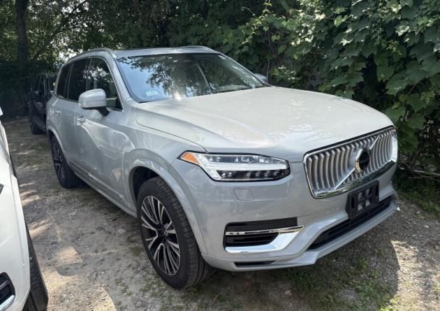 Vapour Gray Metallic 2025 Volvo XC90 SUV / Crossover All-Wheel Drive Automatic