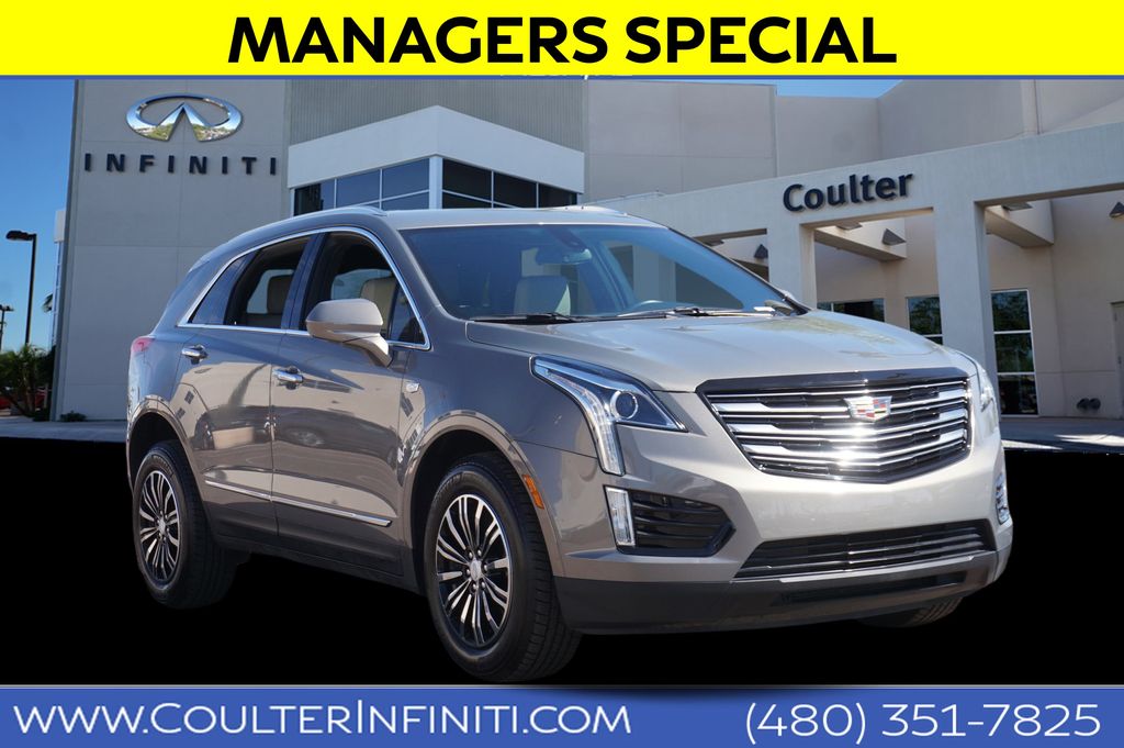 2018 Cadillac XT5 Base 5