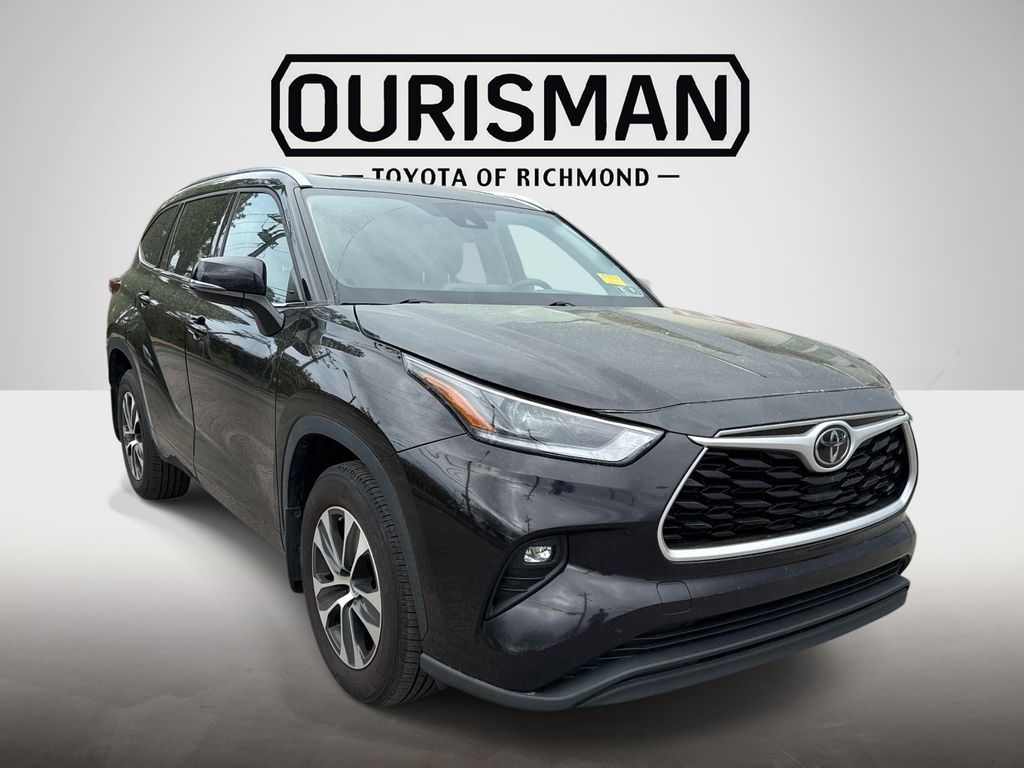 2021 Toyota Highlander XLE AWD