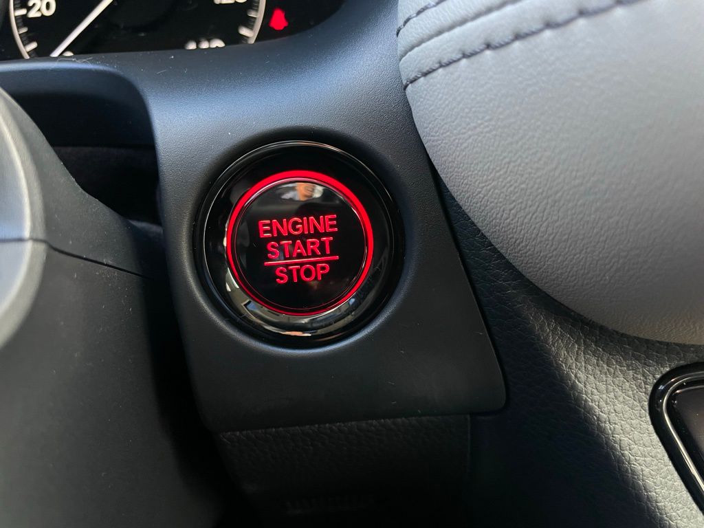 2026 Honda HR-V EX-L 22