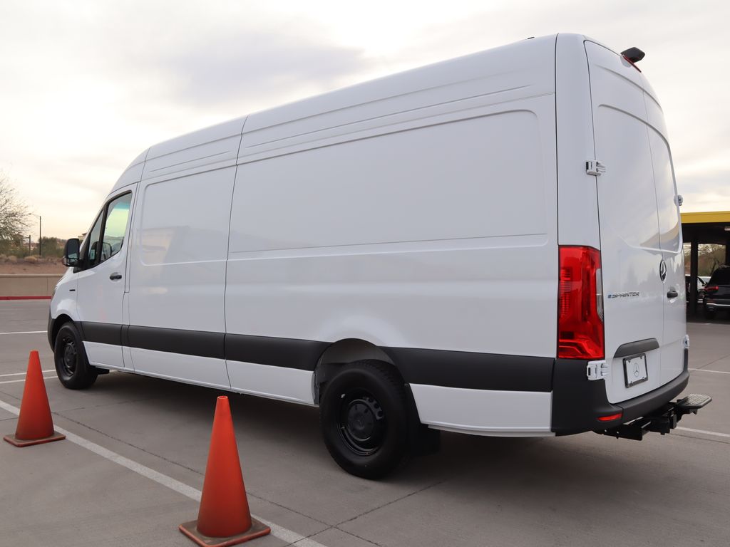 2024 Mercedes-Benz Sprinter 2500 7