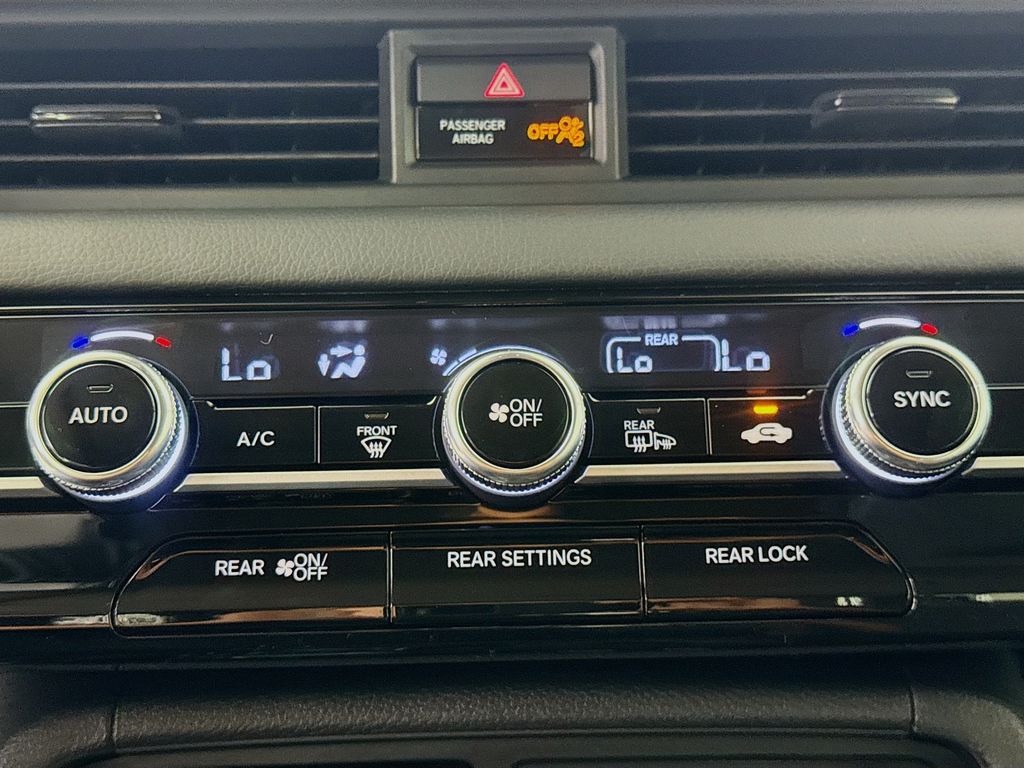 New Car 2025 Honda Pilot  Touring For Sale Under $50,000 In Austin, Texas