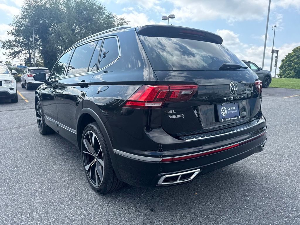 2022 Volkswagen Tiguan 2.0T SEL R-Line Black at Subaru and VW of Moon Township