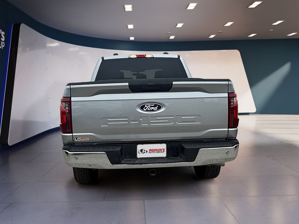 View vehicle photo 4