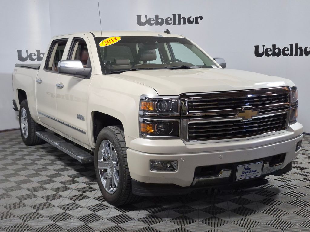 White Diamond Clearcoat 2014 Chevrolet Silverado 1500 Pickup Truck Four-Wheel Drive 6-Speed Automatic Overdrive