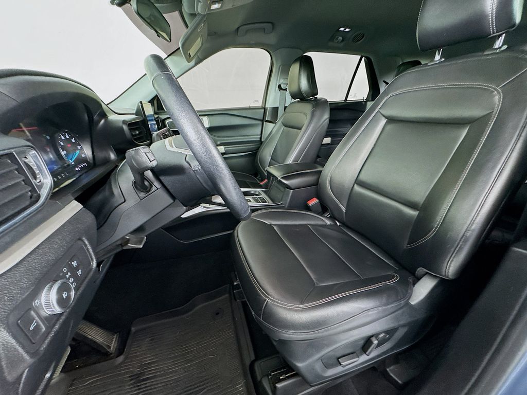 Used Car 2021 Ford Explorer  Xlt For Sale Under $25,000 In Austin, Texas